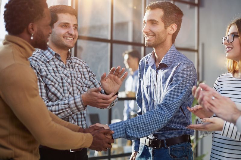 duas línguas oficiais